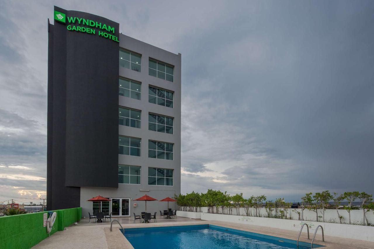 Wyndham Garden Hotel Celaya Celaya  Exterior foto